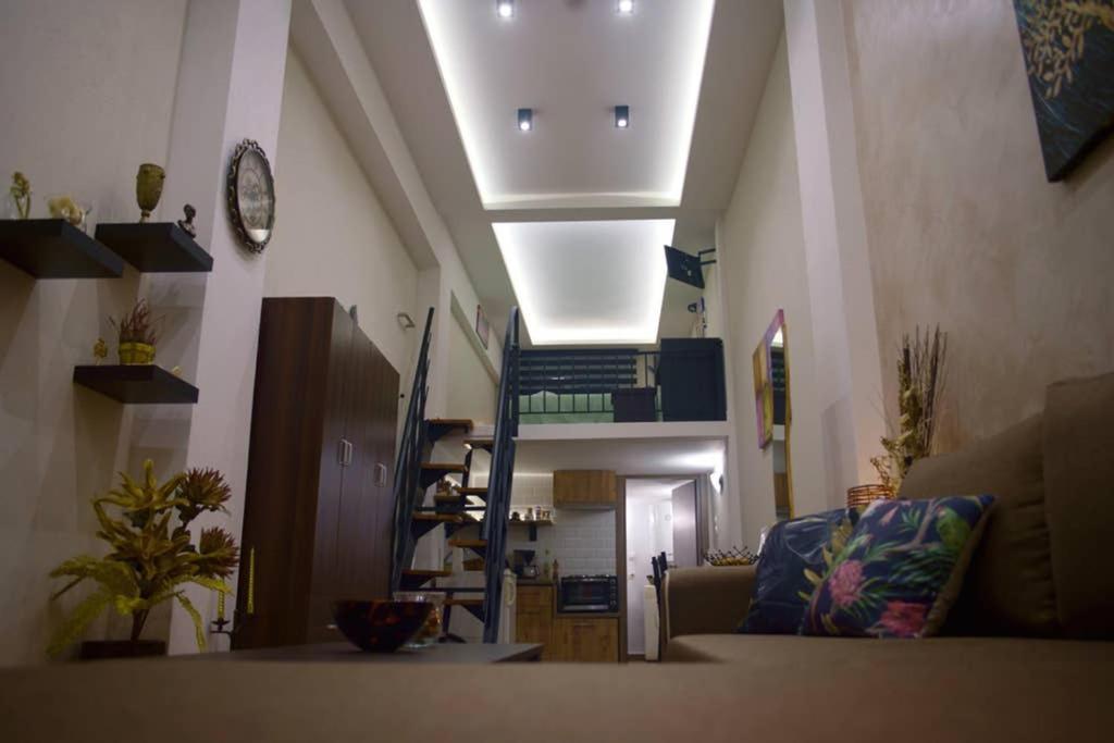 Στούντιο Στο Κέντρο Της Πόλης. Appartement Volos Buitenkant foto
